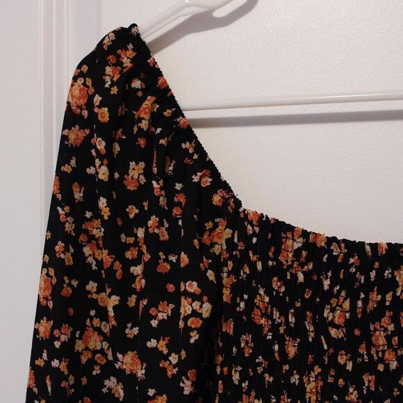 S Cottagecore Botanical Floral Smocked Puff Sleeve Peasant Black Blouse Ruffle - Picture 6 of 6